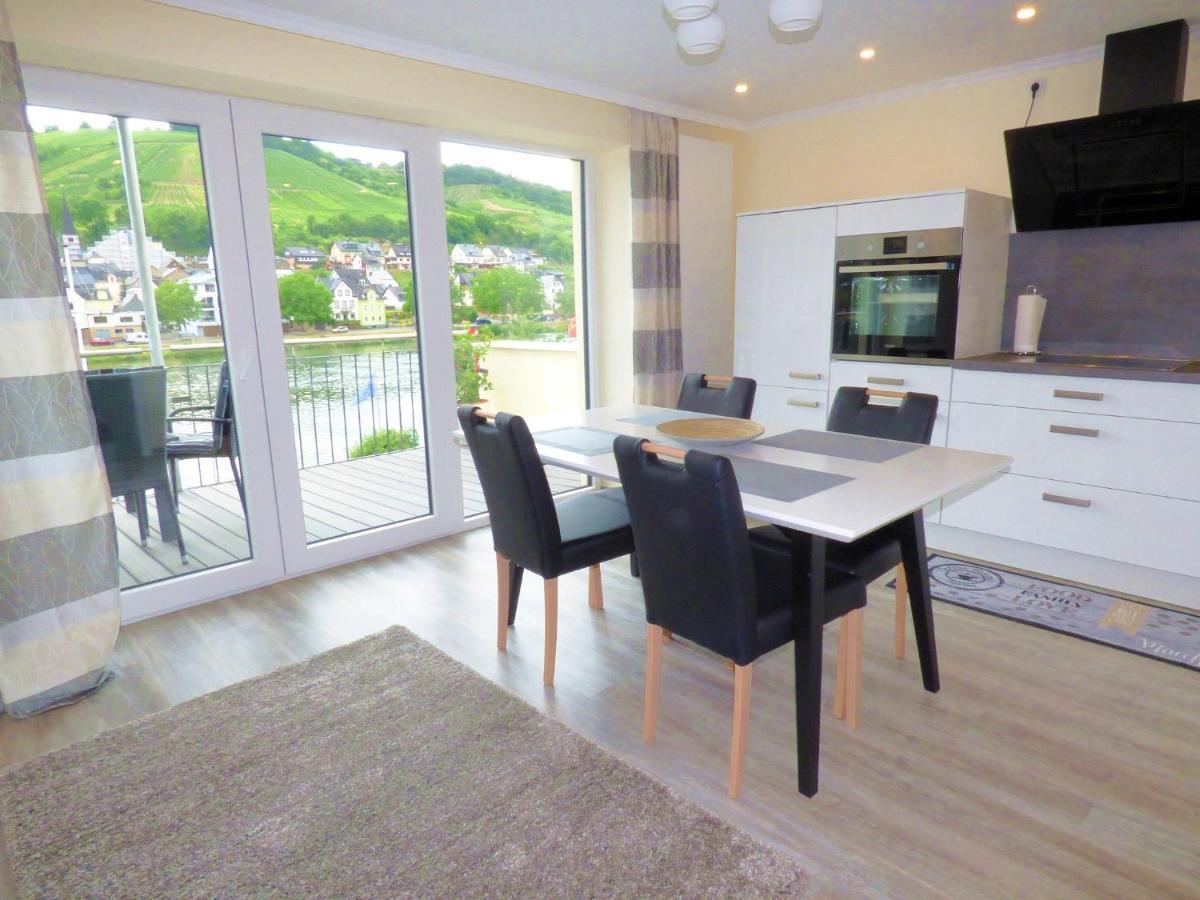 Ferienhaus Moselpromenade Zell Extérieur photo