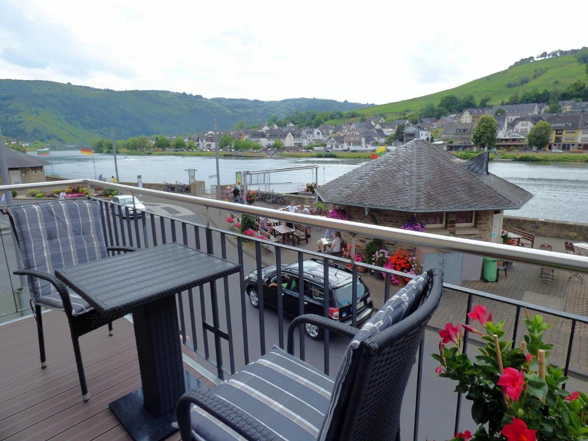 Ferienhaus Moselpromenade Zell Extérieur photo