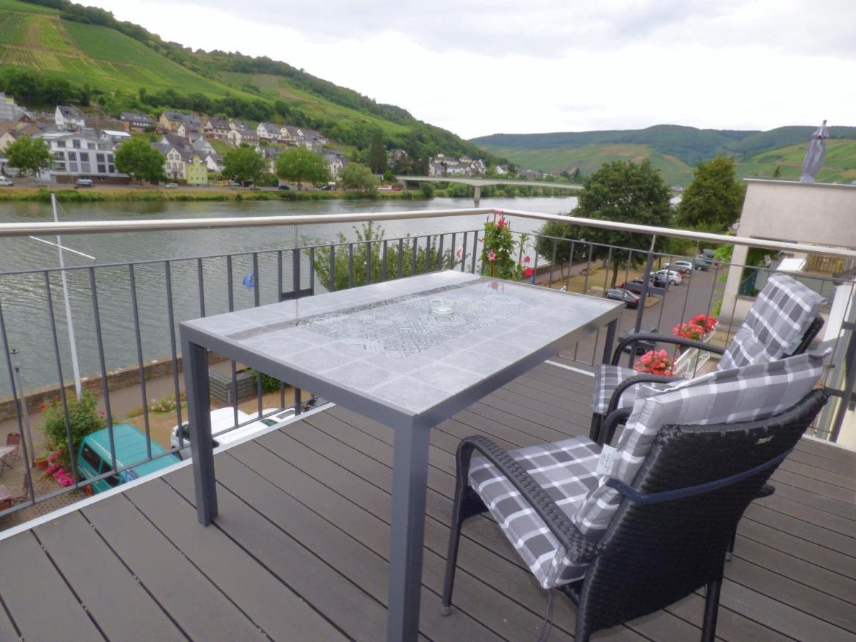 Ferienhaus Moselpromenade Zell Extérieur photo