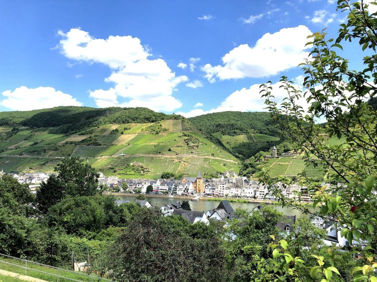 Ferienhaus Moselpromenade Zell Extérieur photo