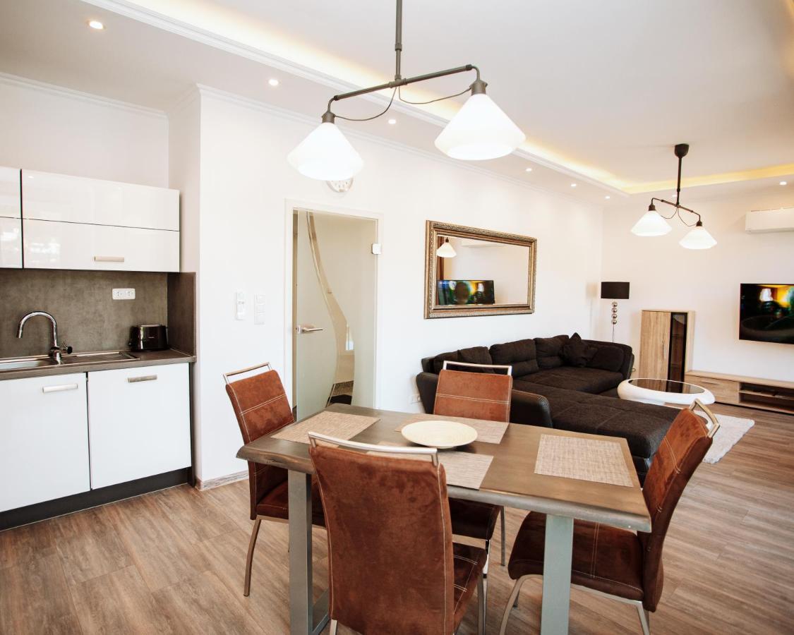Ferienhaus Moselpromenade Zell Extérieur photo