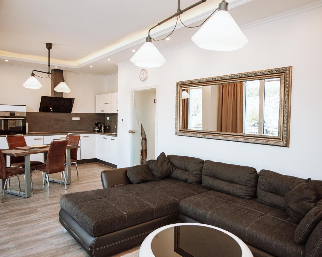 Ferienhaus Moselpromenade Zell Extérieur photo